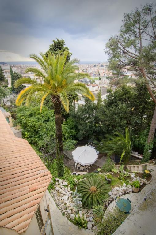 Villa Saint Exupery Gardens Hostel Nice Oda fotoğraf